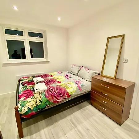 Lovely One Bed Apartment In London Exterior photo
